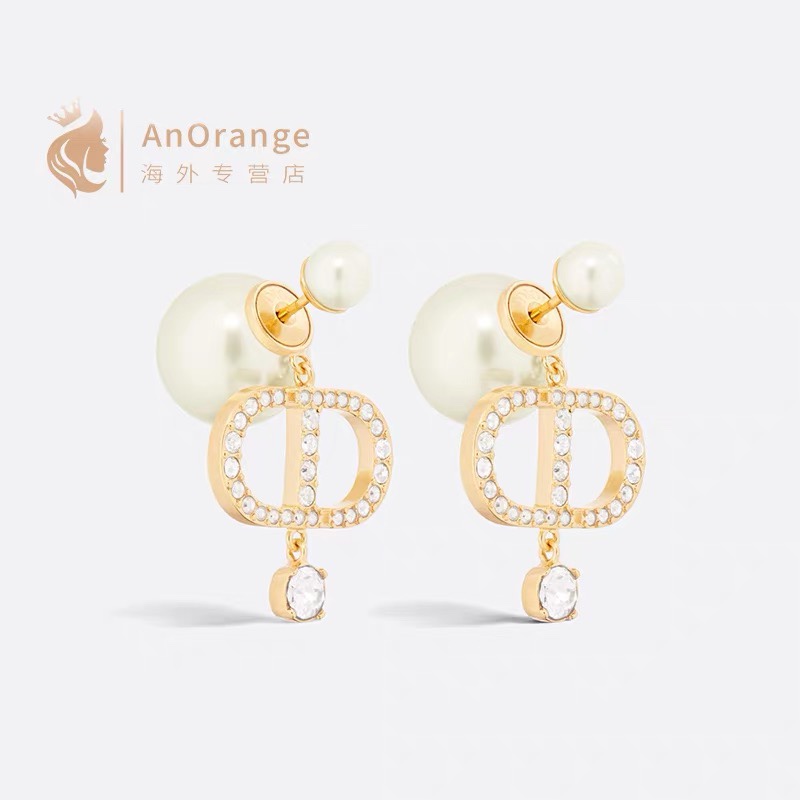chr1st1an D10r earrings